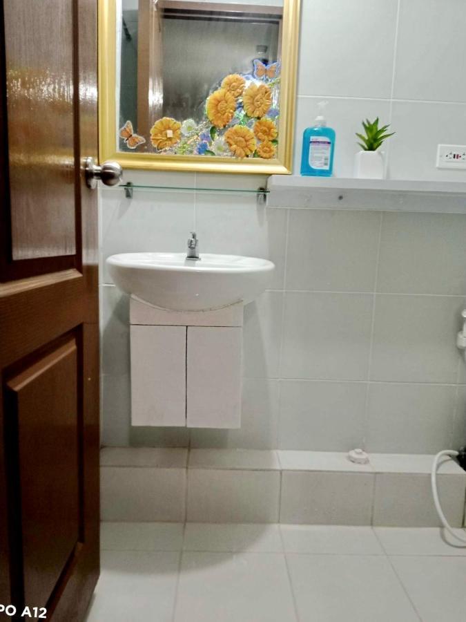 Dreamy 2Br Condo, With A Golf Course View Cebu Екстер'єр фото